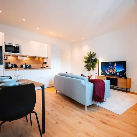 Elegant Near Old Town & Mosel River كوبلنس